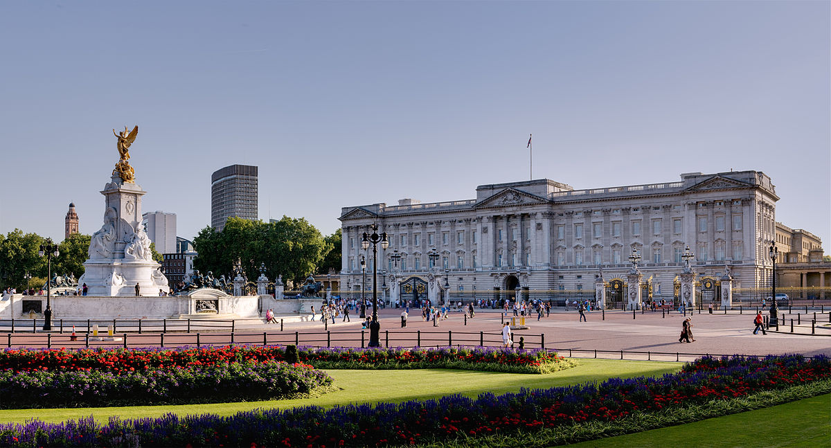 Buckingham Palace and Victoria Monument - London